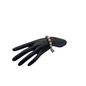 Cream Colored Beaded Gold Chain Stretch Bracelet 8 inch